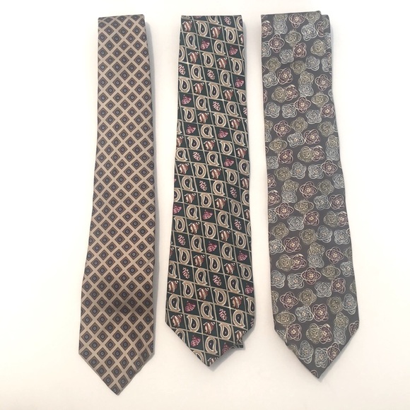 Christian Dior Silk Ties (3) - Picture 1 of 10